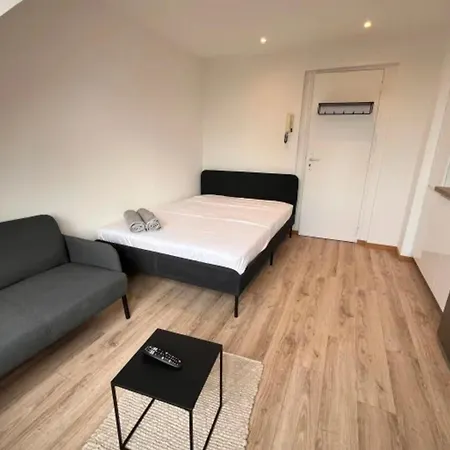 Soh Rent Centre - Tv - Wifi *